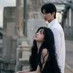 Rời khỏi thế giới của anh